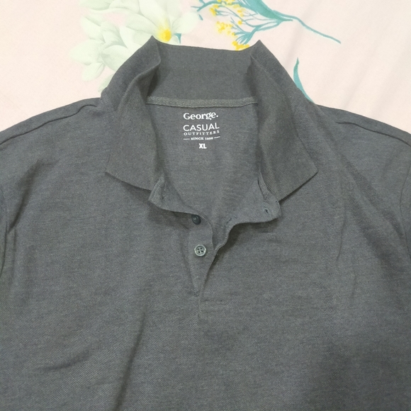 XL size tshirt but it will fit to XXL - Picture 2 of 14